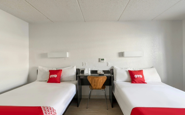OYO Hotel Houston Katy Freeway