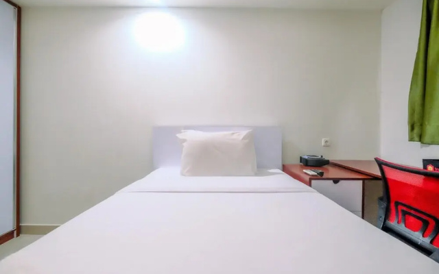 Relaxing Studio At 21Th Floor Evenciio Margonda Apartment