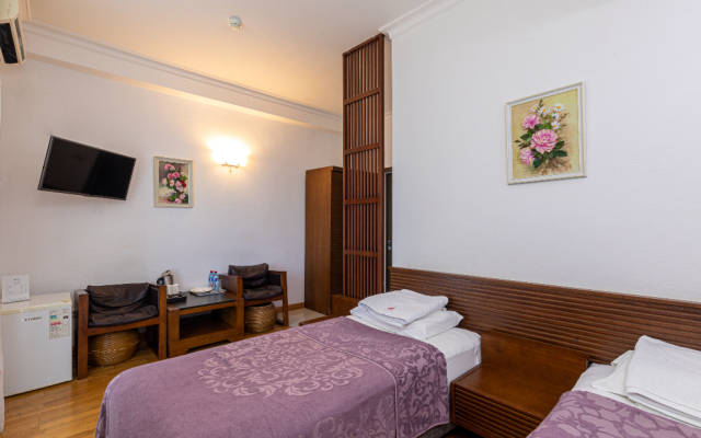 Alie Parusa Hotel