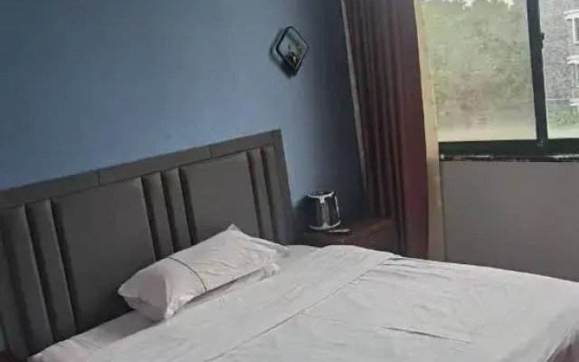 QingMu Hotel (Zhenjiang Jiangsu University Branch)