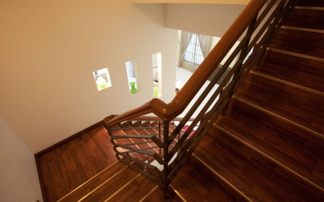 Natol Homestay - Sydney Batu Kawa MJC New Townships