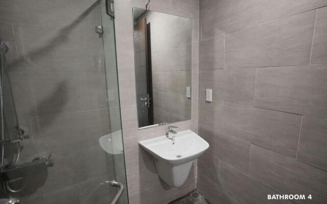 Da Nang Penhouse 4Bedroom 300Sqm In City Center