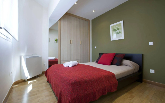 Apartamentos APR Alcalá