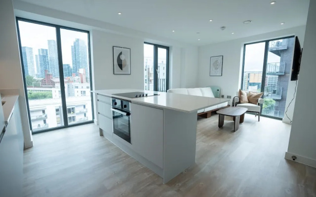 Alabaster Suite by Casacity
