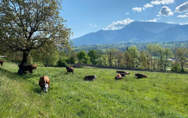 Logis Hôtel Annecy Nord / Argonay