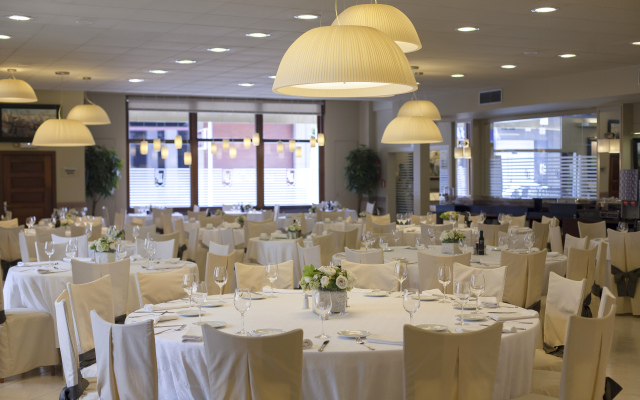 Hotel Pirineo Figueres by Pierre and Vacances