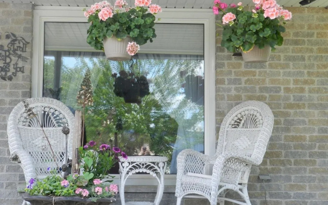 A Garden Stroll B&B