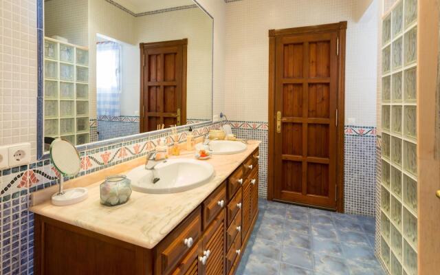 La Cala Beauty by Rafleys