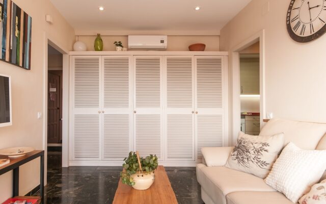 1 bedroom private rooftop terrace