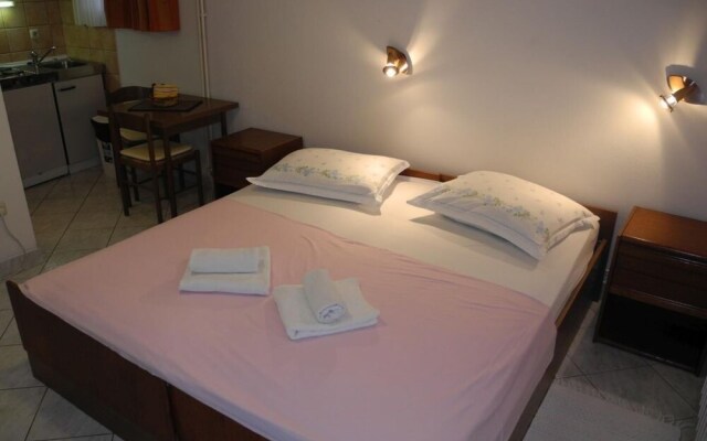 Studio Damir 2 pax in Crikvenica