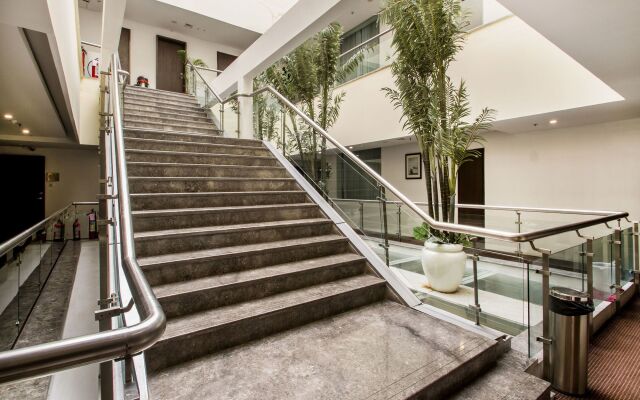 Kubeera Palace by Oyo Rooms