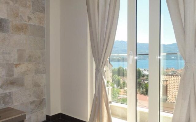 The Old Town Viewpoint Apartments