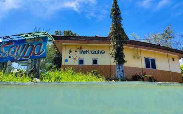 Hotel Sayna
