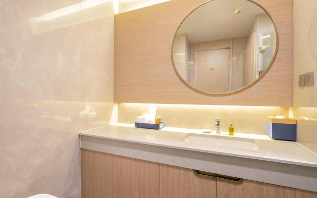 S. Sriracha Hotel and Residence