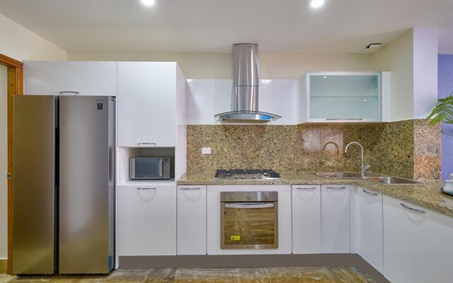 Luxury Beach Condo B-102 Costa Atlantica