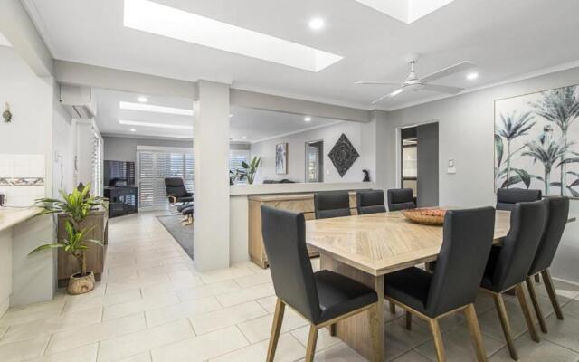 Francisco Waterfront At Port