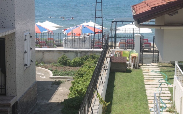 Tuzun Hotel