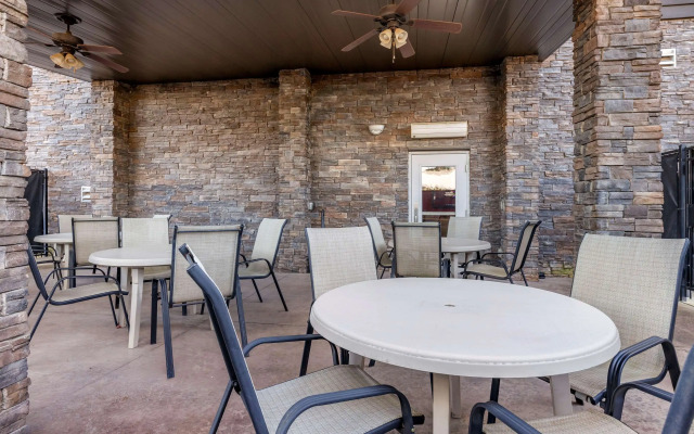 Comfort Inn Bentonville - Crystal Bridges