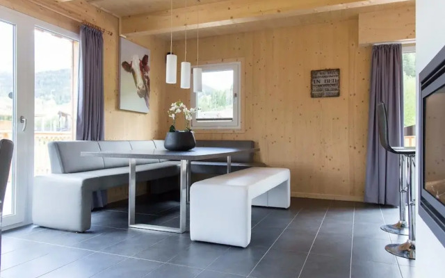 Majestic Chalet With Sauna