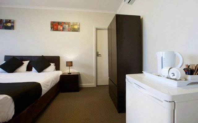 Enfield Hotel