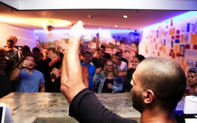 Yes! Porto Hostel