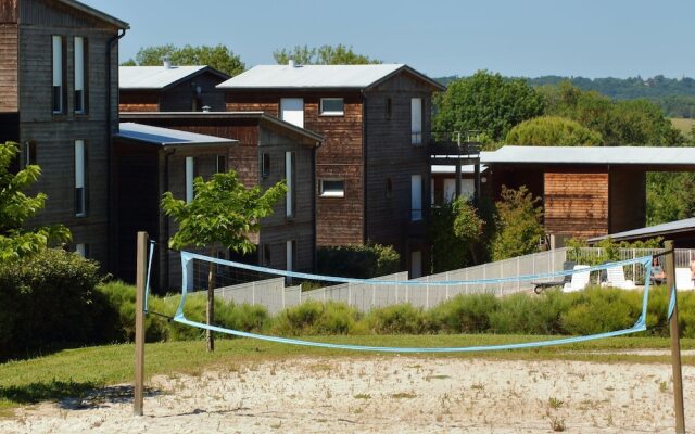 Tidy Apartment With a Bbq, Near Montréal du Gers