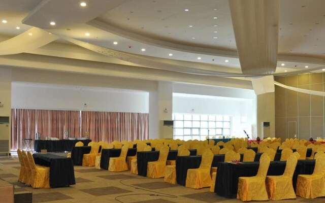 Crown Legacy Hotel