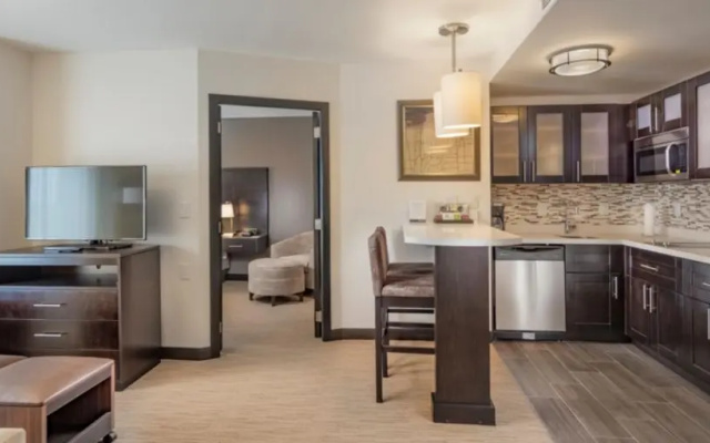 Staybridge Suites Silao by IHG