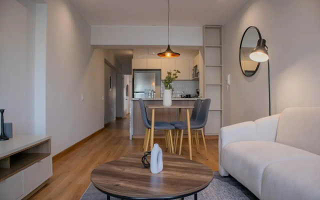 Picturesque 2BR With Fantastic Pool in Miraflores
