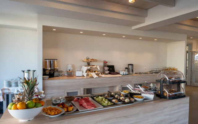 ONEIRO Boutique Hotel