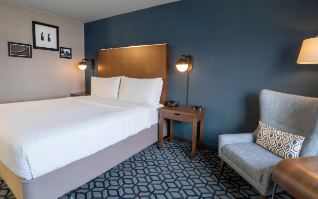 Crowne Plaza Niagara Falls NY Riverside by IHG