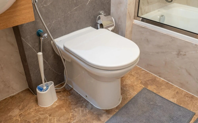 Cozy 1BR Gem in Marina With City Views