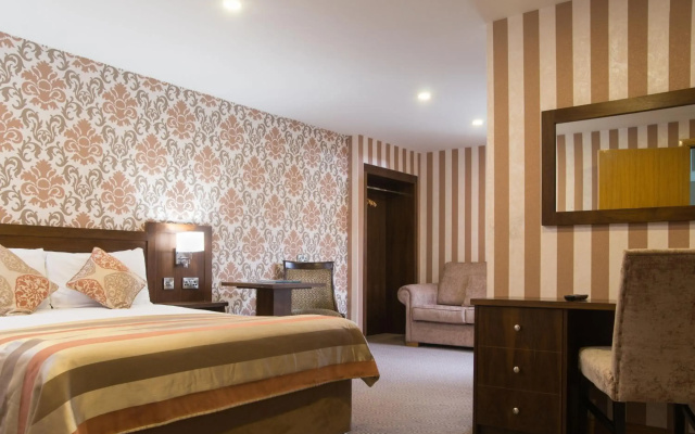 Holyrood Hotel - Leisure Centre & The Spa at Orchids