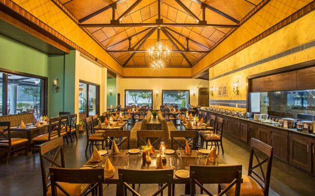 The Riverview Retreat Corbett by Leisure Hotels