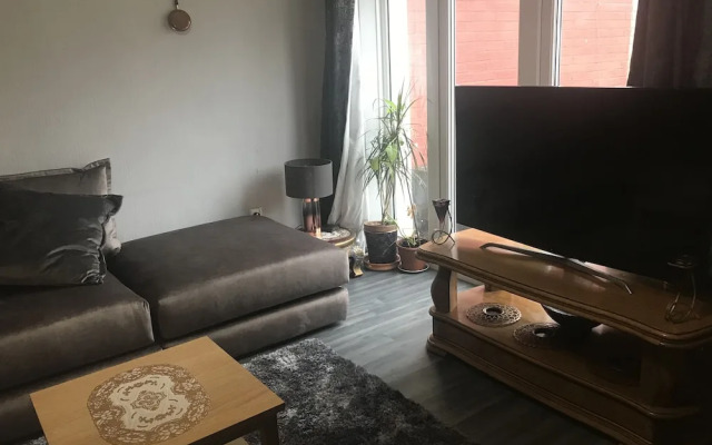 Stunning 3-bed House in Cardiff