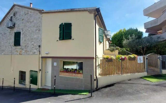 La Lupinella Apartment