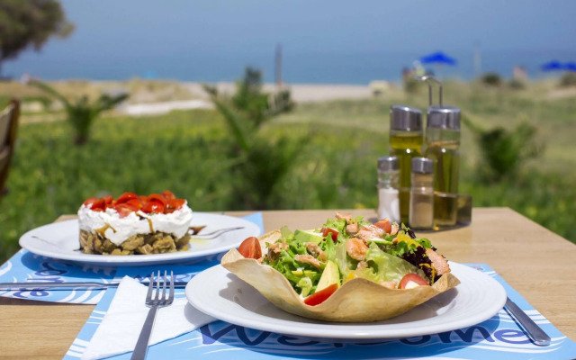 Marinos Beach Hotel