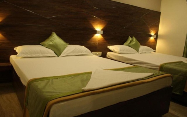 Hotel Grand Gaayatris