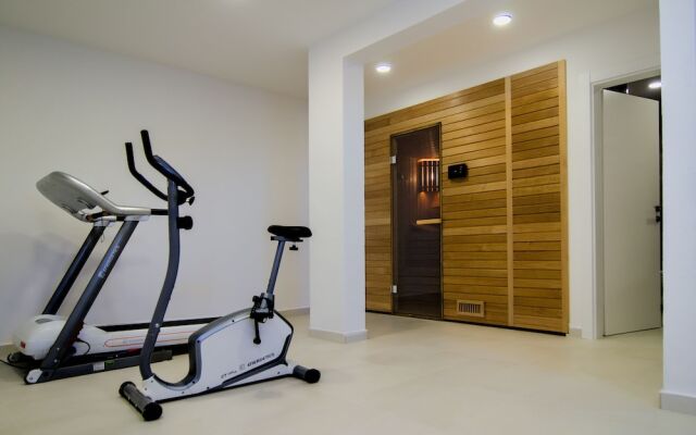 Lux Apartments