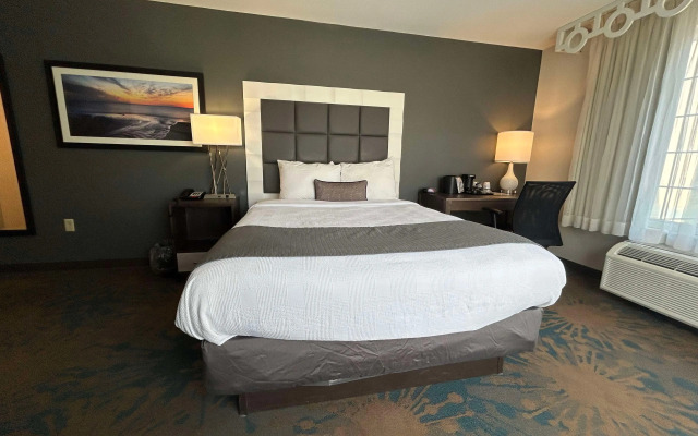 Best Western Erie Inn & Suites