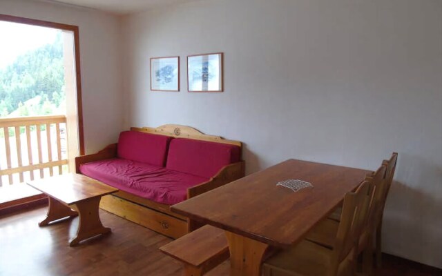 Lou Services Apartment CB61 LSI 001