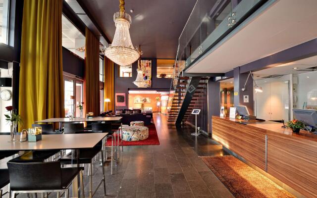 Best Western Plus John Bauer Hotel