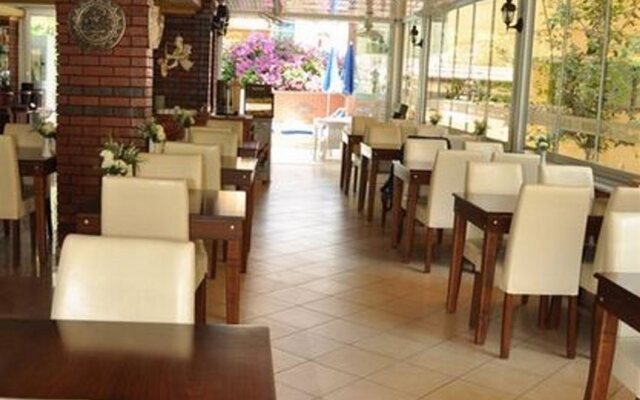 Miss Cleopatra Hotel