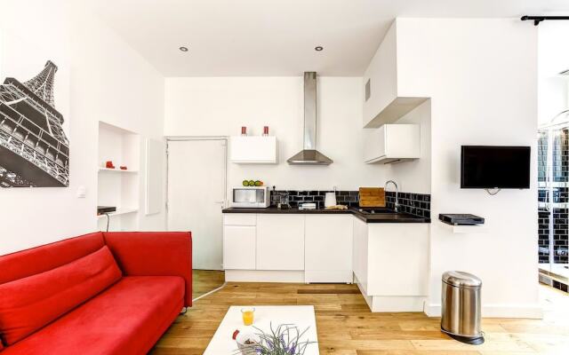 Adorable Nid Parisien