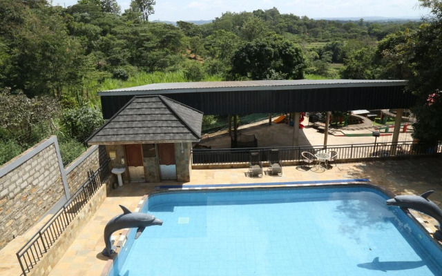 Nokras Riverine Hotel & Spa