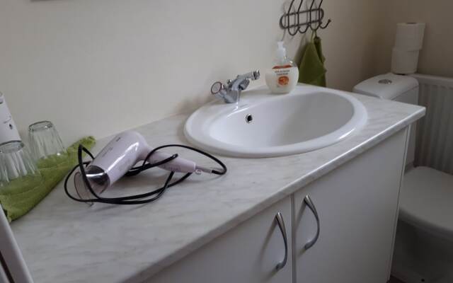 Brúnalaug Guesthouse Holiday Home