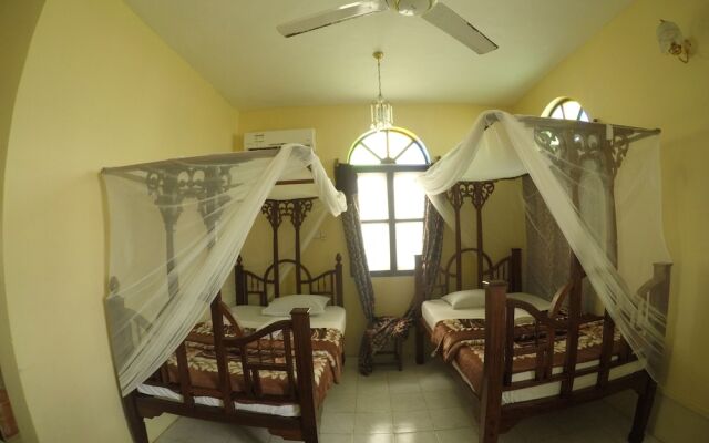Garden Lodge