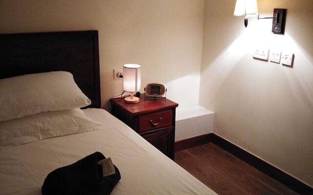 Claire Hotel