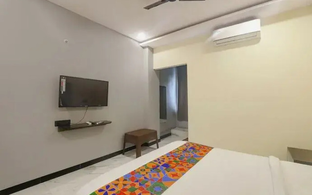 Fabhotel Golden Mist