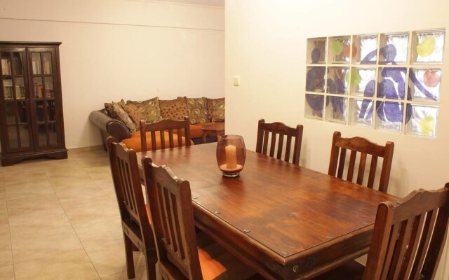 Spacious Family Apt in Sepolia Athens